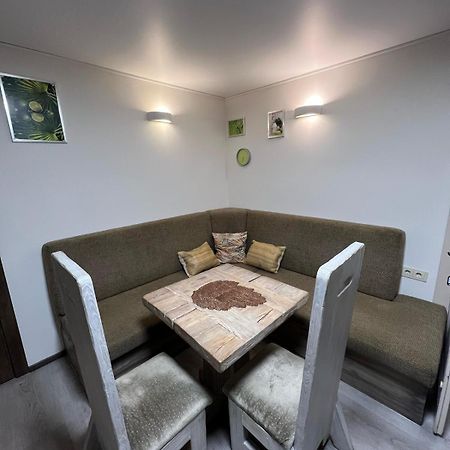 Kubu Ground Floor Rooms Klaipėda Kültér fotó